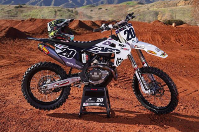 Transforming Your Ride: Why Custom Decals Are the Ultimate Style Upgrade